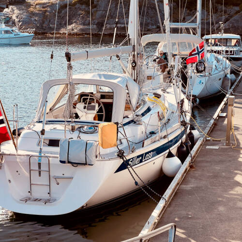 Hallberg-Rassy 37 