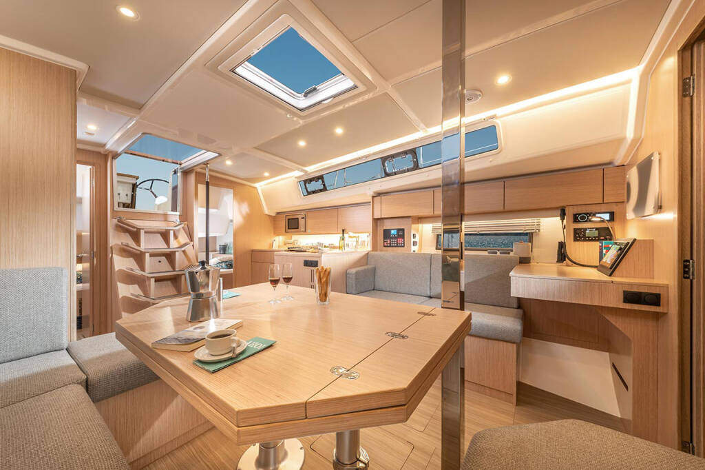 Segelyacht Bavaria C42 Olivia