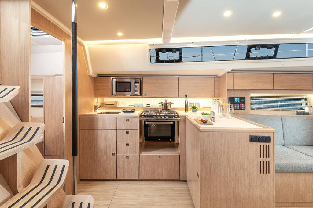 Segelyacht Bavaria C42 Olivia