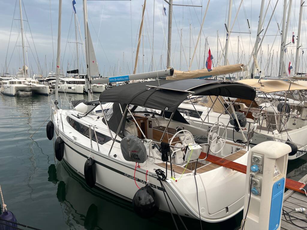 Bavaria Cruiser 34 Happy