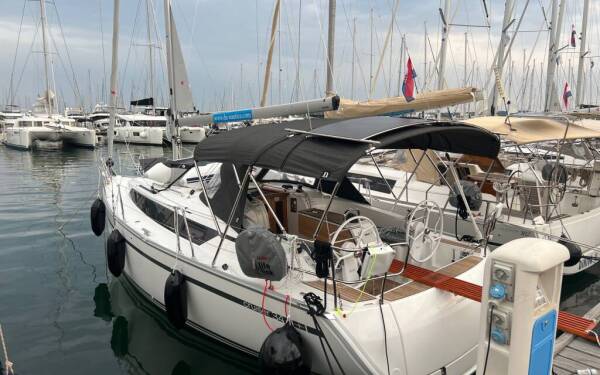 Bavaria Cruiser 34 Happy