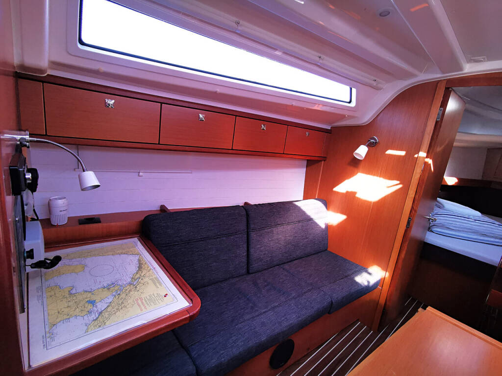 Bavaria Cruiser 37 Maci