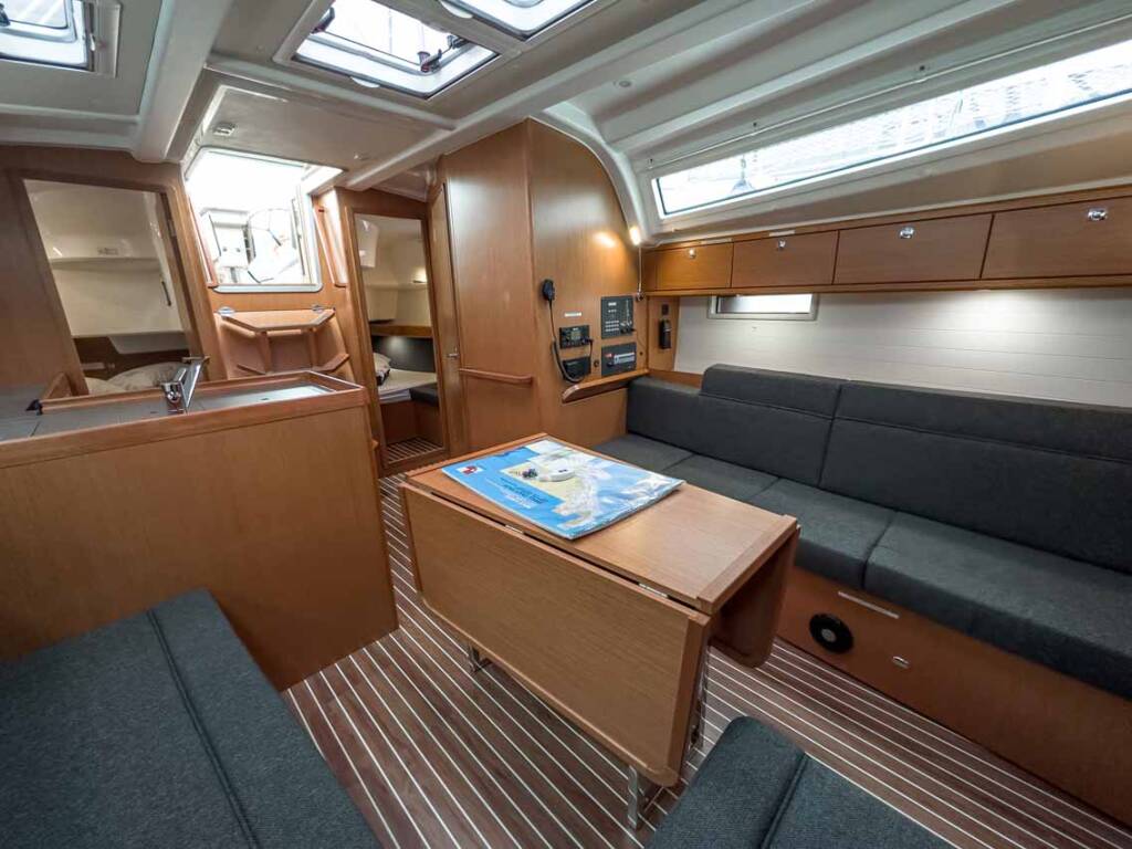 Bavaria Cruiser 37 Caipirinha