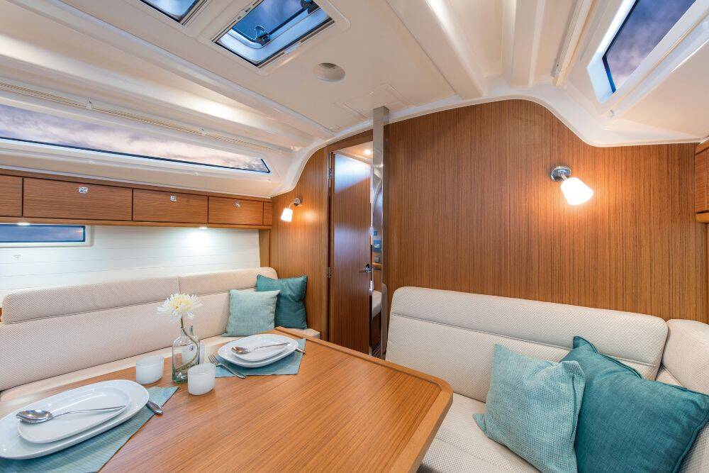 Bavaria Cruiser 37 Lady Lana