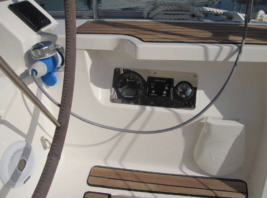 Bavaria Cruiser 41 ECONOMY-ot