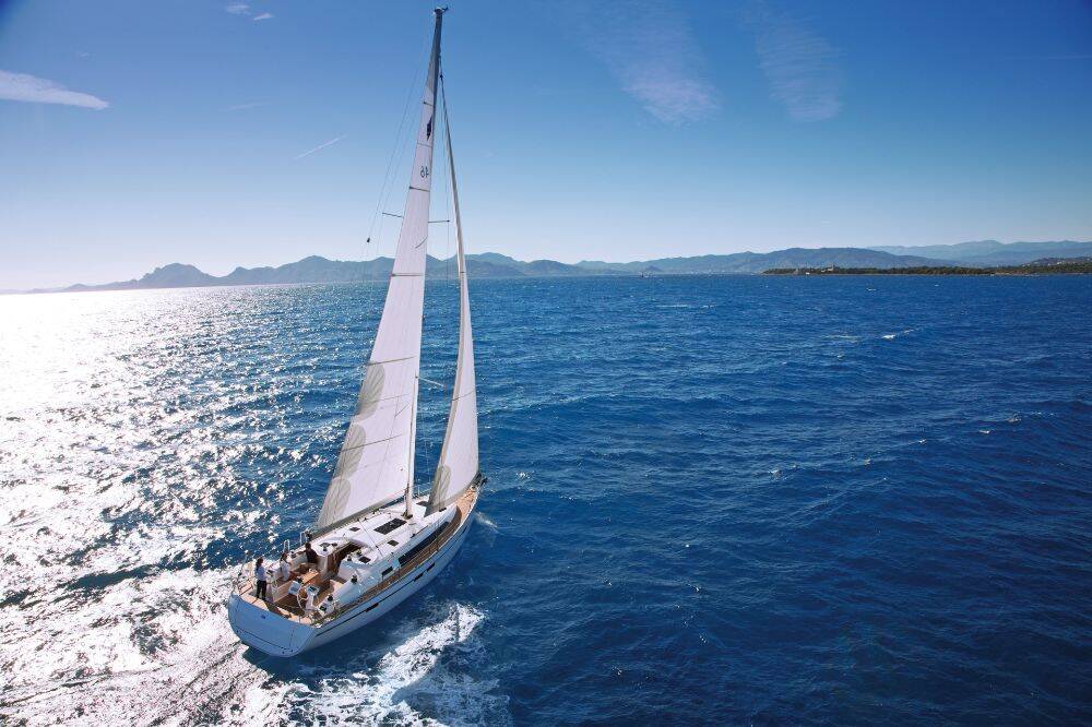 Bavaria Cruiser 46 White Cloud