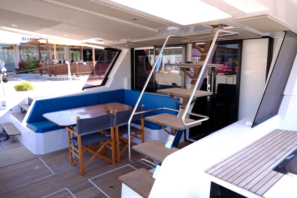 Power catamaran Cervetti 44 Power Abuzz