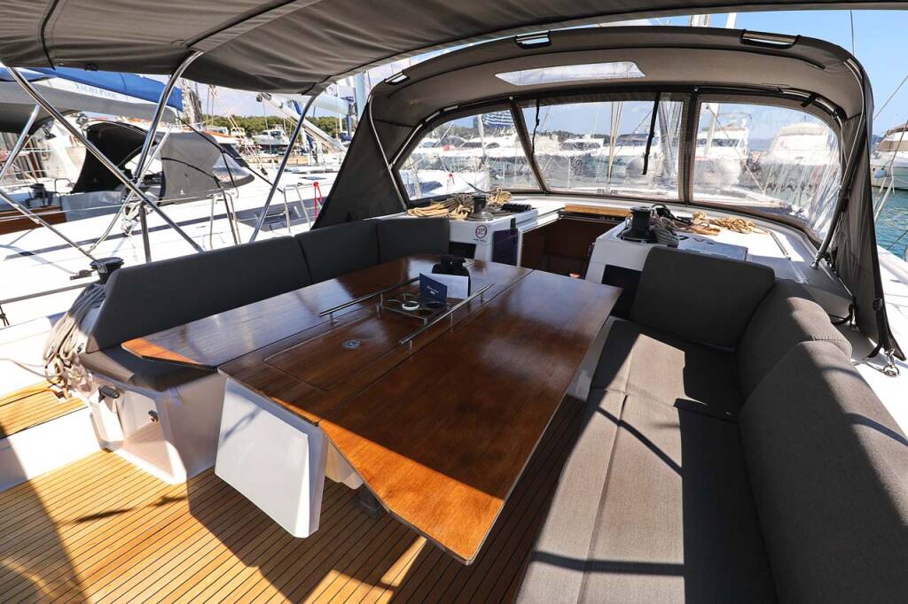 Dufour 470 Libertas