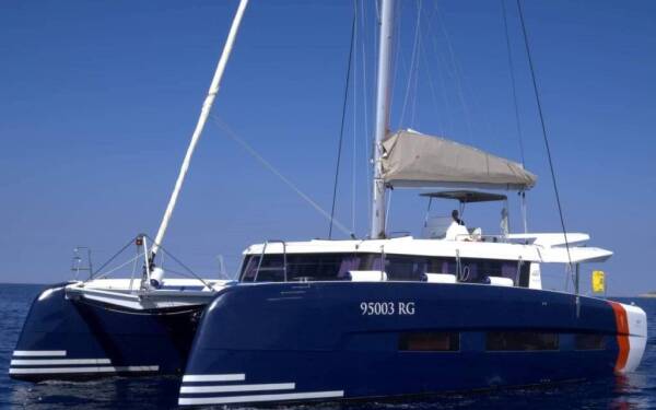 Dufour 48 Catamaran Var