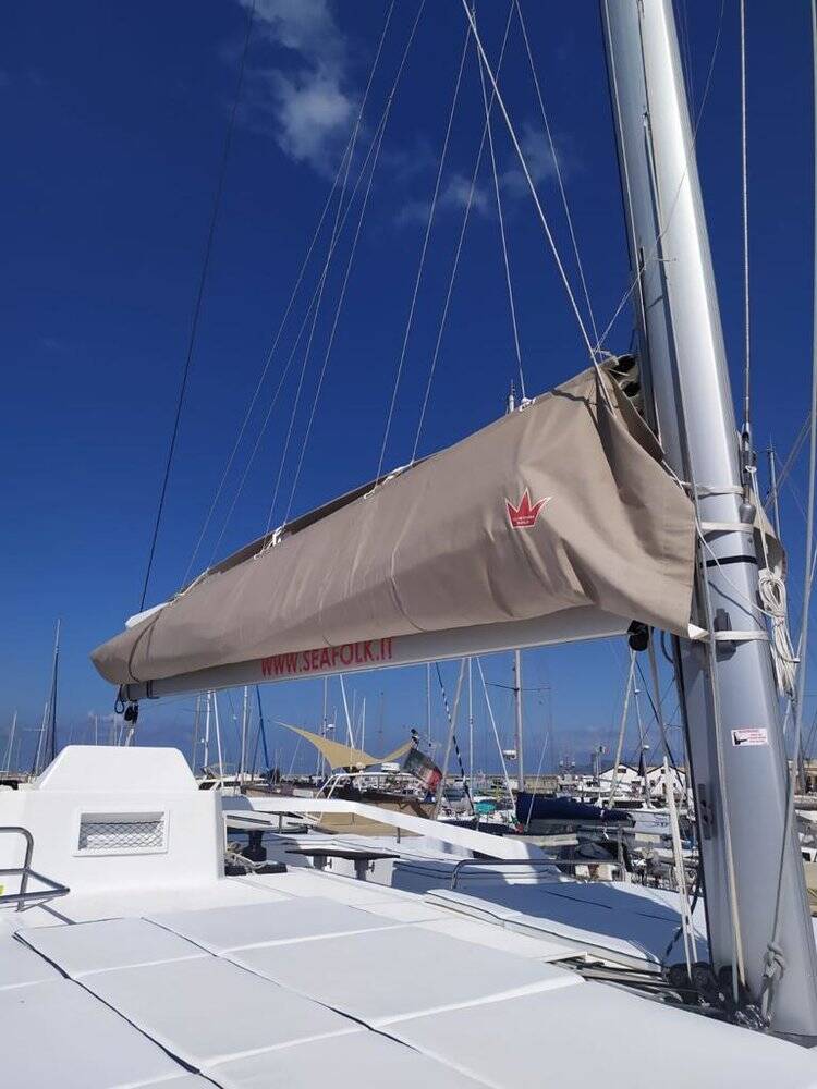 Dufour 48 Catamaran Paradise Planet