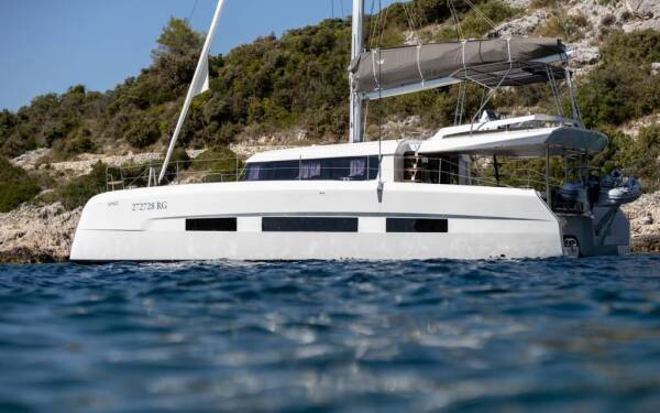 Dufour 48 Catamaran Uma