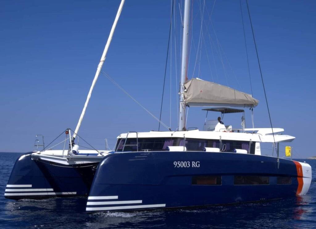 Dufour 48 Catamaran Shu