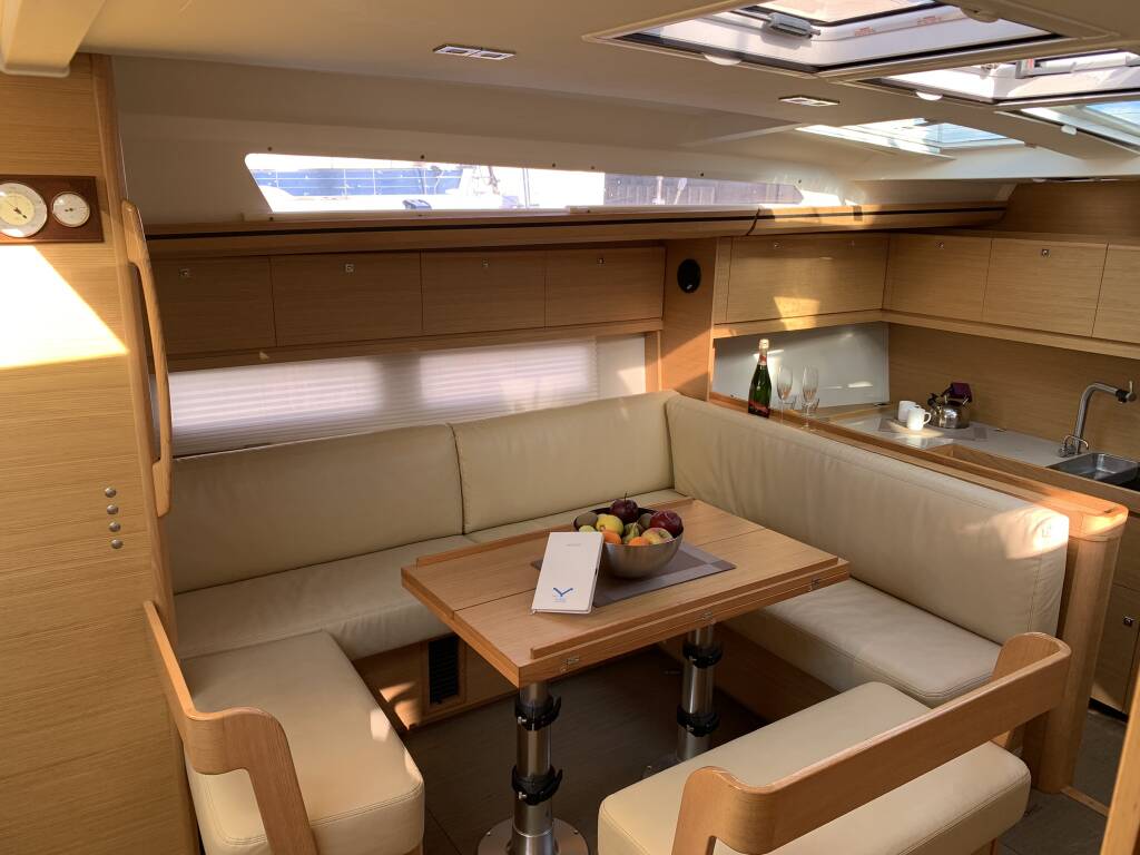 Dufour 520 GL Greenleaf