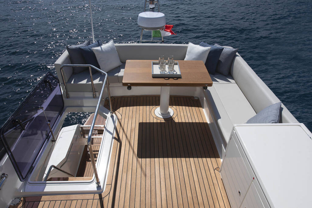 Ferretti Yachts 500 