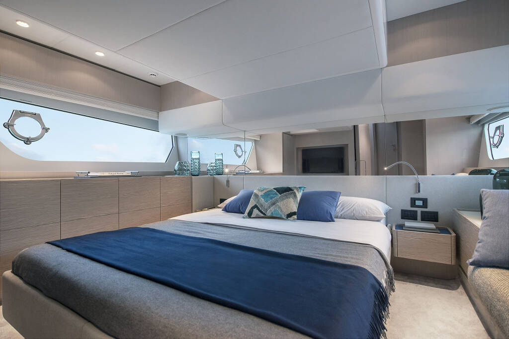 Ferretti Yachts 500 