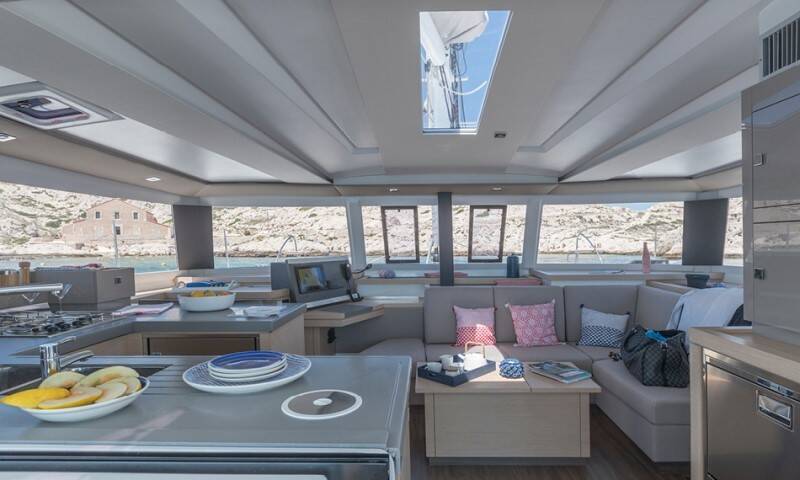 Fountaine Pajot Astrea 42 ELWE 