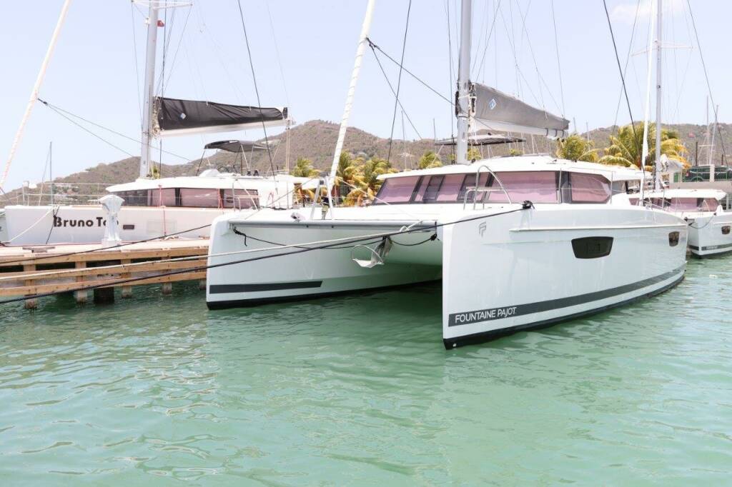 Catamaran Fountaine Pajot Astrea 42 Time Thief