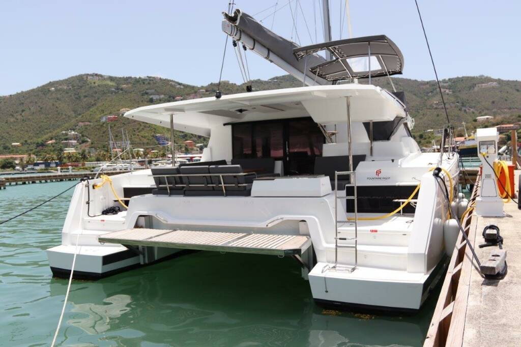 Catamaran Fountaine Pajot Astrea 42 Time Thief