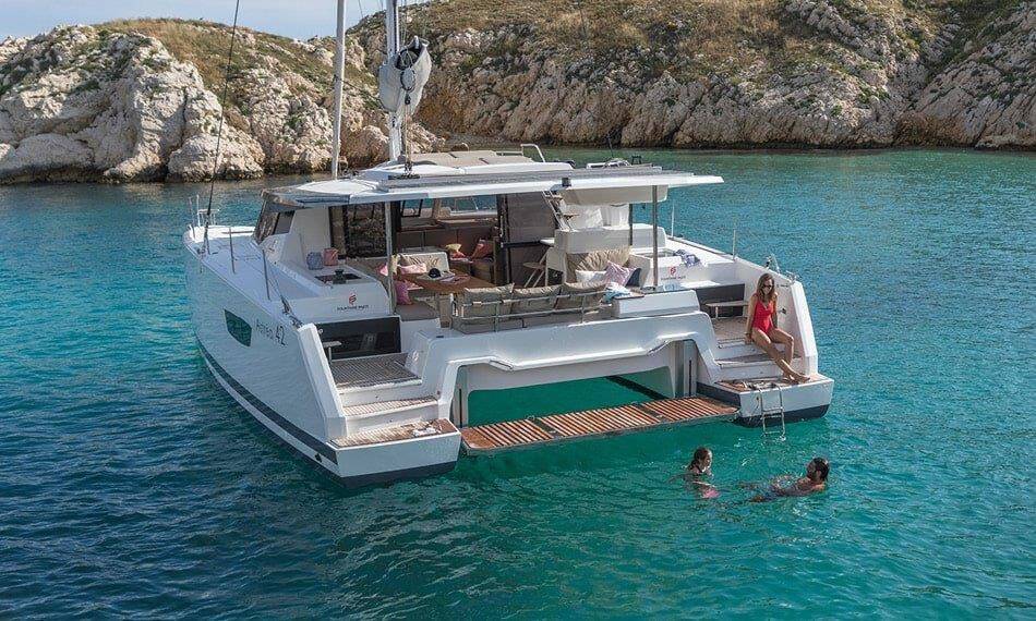 Fountaine Pajot Astrea 42 Vida