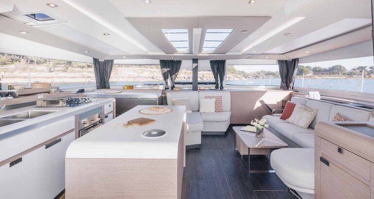 Fountaine Pajot Aura 51 SMART ELECTRIC TIKI