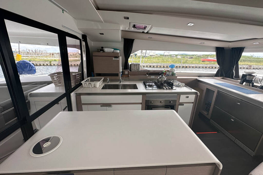 Fountaine Pajot Aura 51 Endless Summer