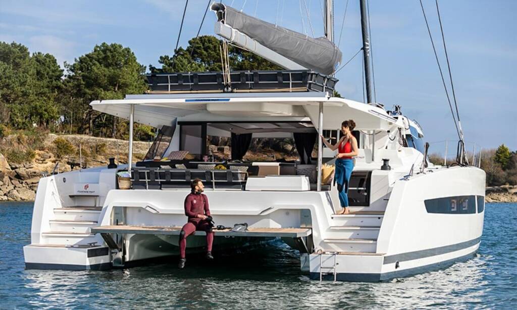 Catamaran Fountaine Pajot Aura 51 What's left