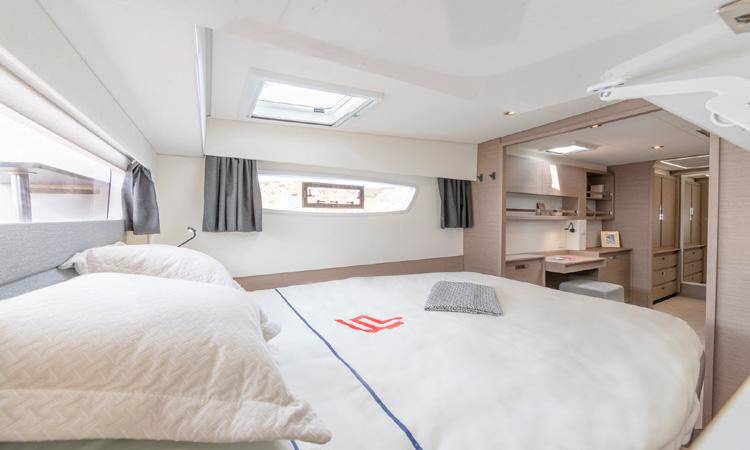 Fountaine Pajot Elba 45 Ruinart