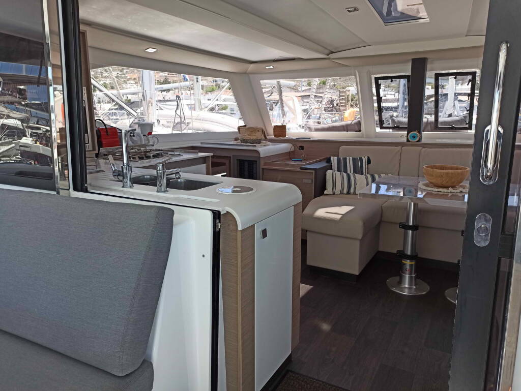 Fountaine Pajot Isla 40 PRESTIGE