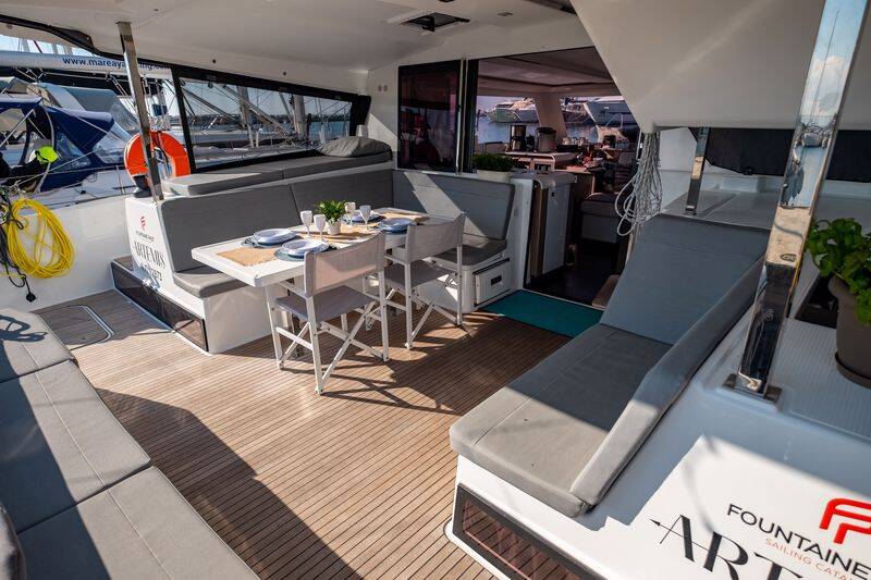 Fountaine Pajot Isla 40 Artemis