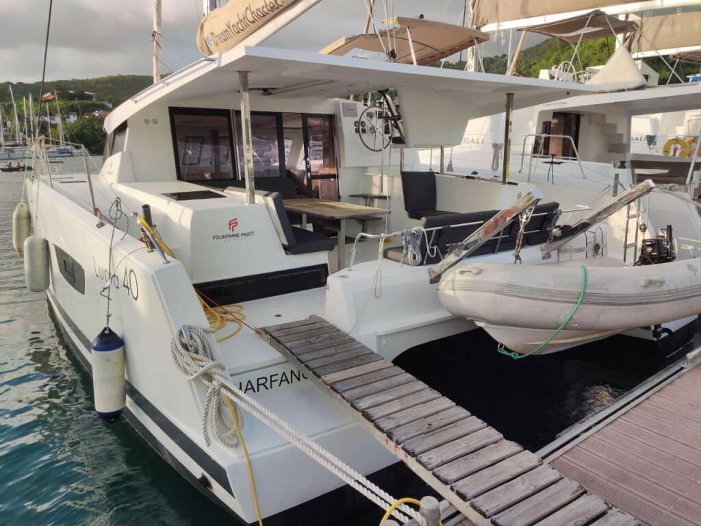 Fountaine Pajot Lucia 40 HARFANG 