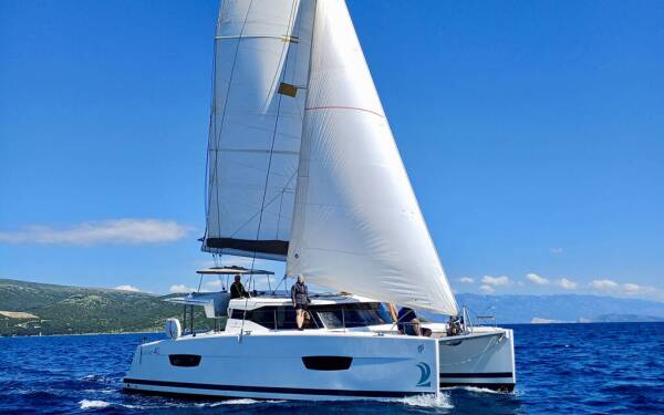 Fountaine Pajot Lucia 40 Stella Luna