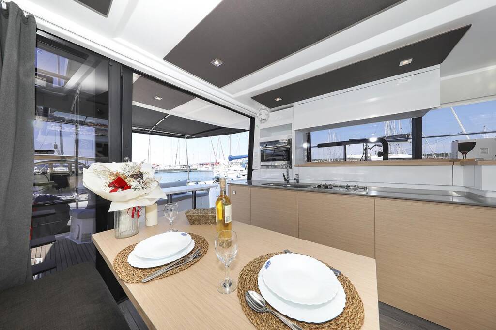 Fountaine Pajot MY 37 Anrik