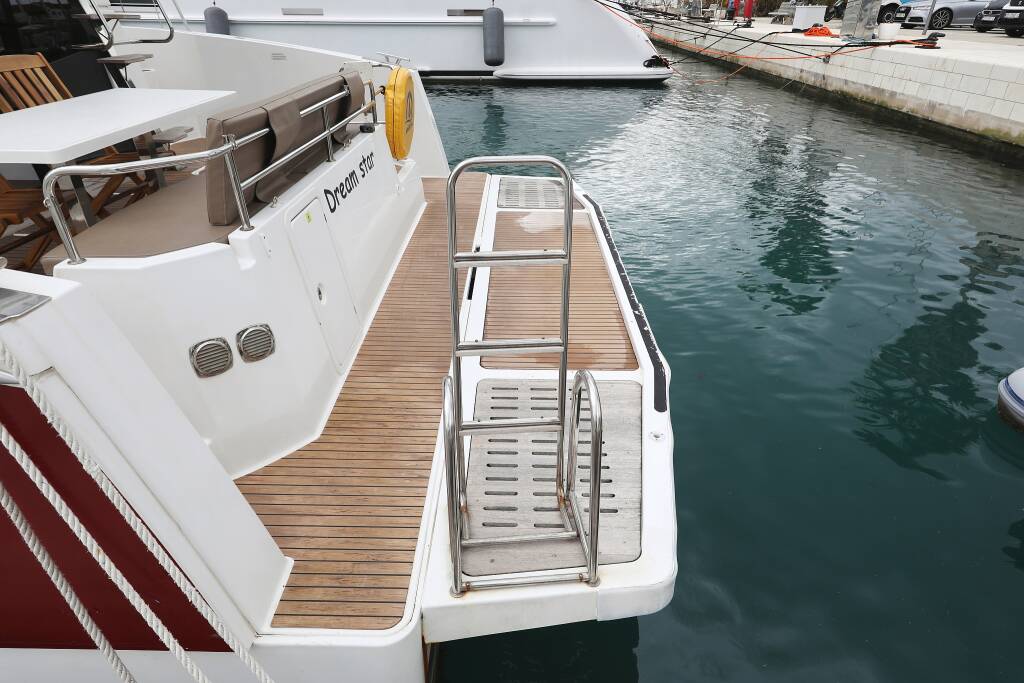 Fountaine Pajot MY 37 Dream Star