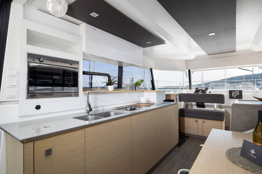 Fountaine Pajot MY 37 Mare Tortuga