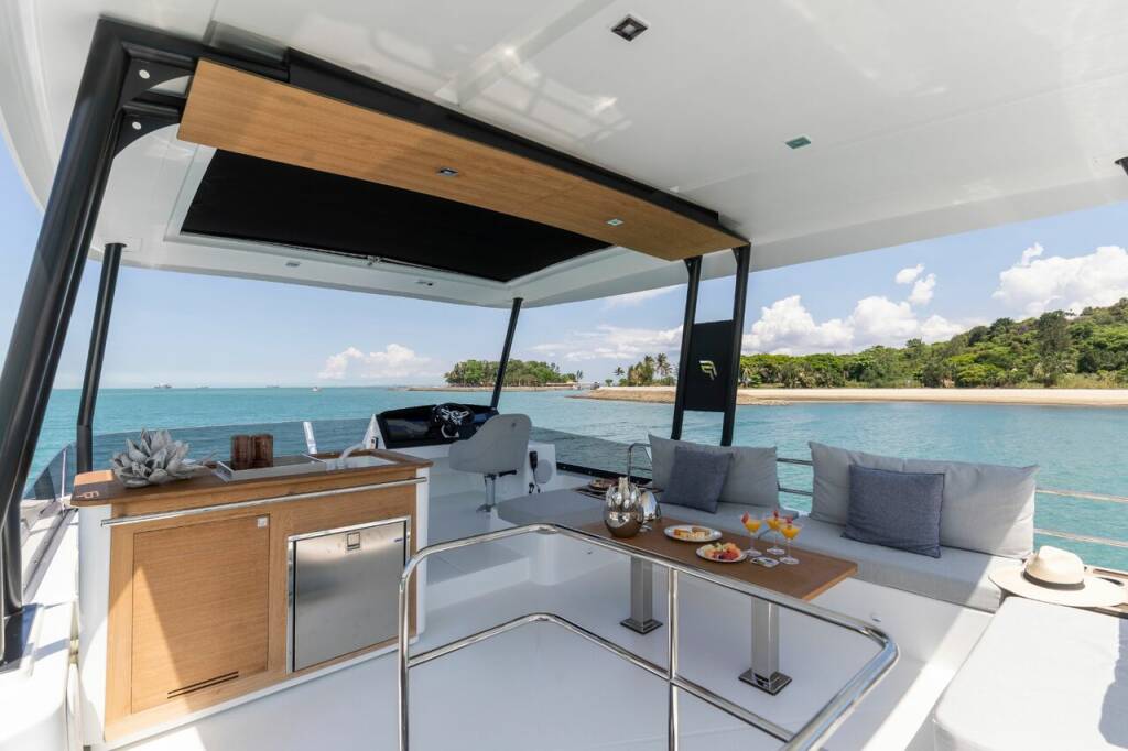 Fountaine Pajot MY5 Mala