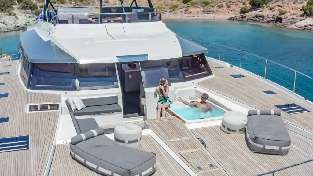 Fountaine Pajot Power 67 Dompe