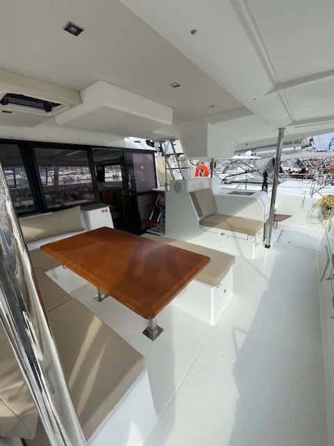 Fountaine Pajot Saona 47 Quintet Red Rose