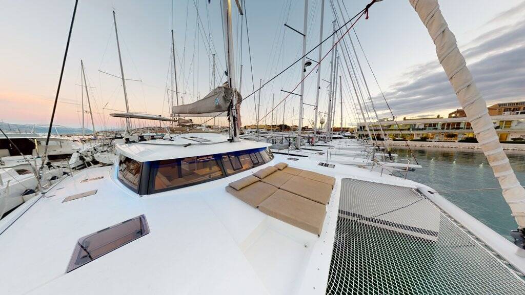 Fountaine Pajot Saona 47 Quintet Tamara V