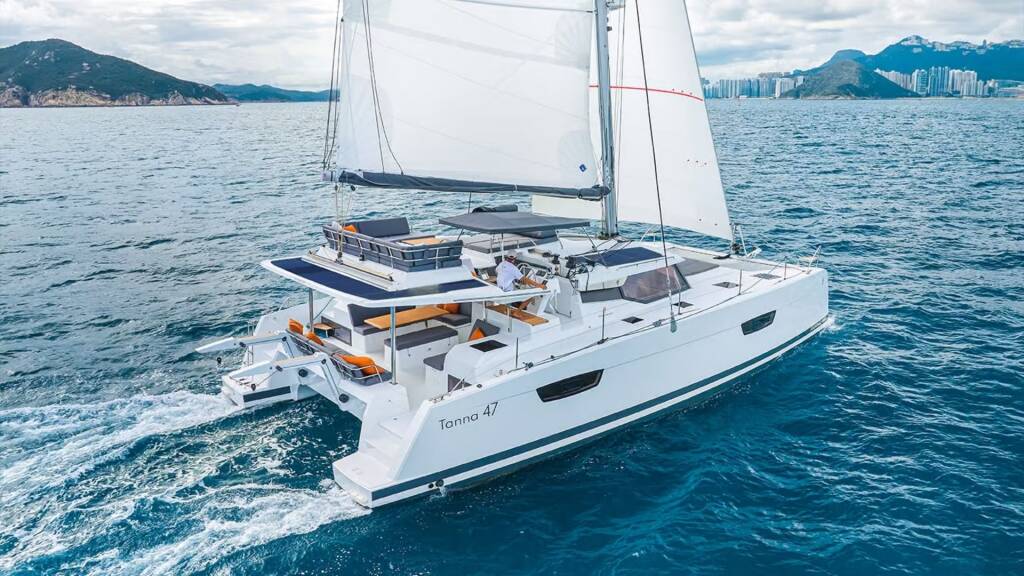 Fountaine Pajot Tanna 47 Blue Angel