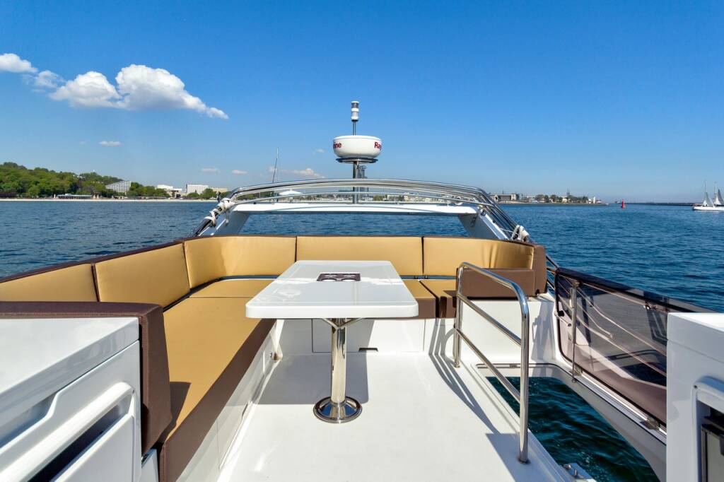 Galeon 420 Amber Blue