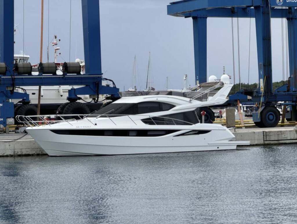 Motoryacht Galeon 420 