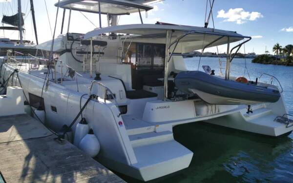 Lagoon 42 ECONOMY