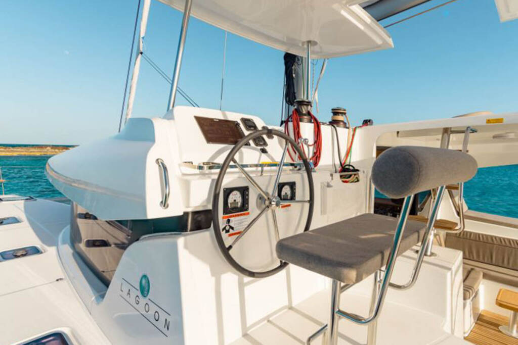 Catamaran Lagoon 42 NORD