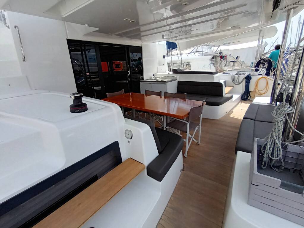 Catamaran Lagoon 50 Icarus