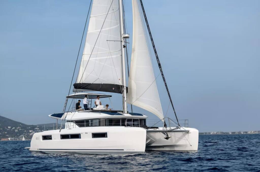 Lagoon 51 Arctic Dream