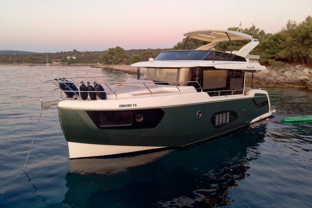 Navetta 48 Ava