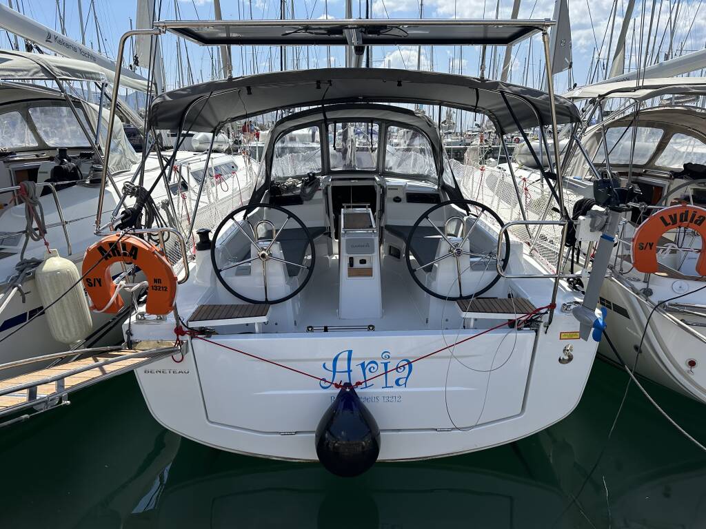 Oceanis 34.1 Aria