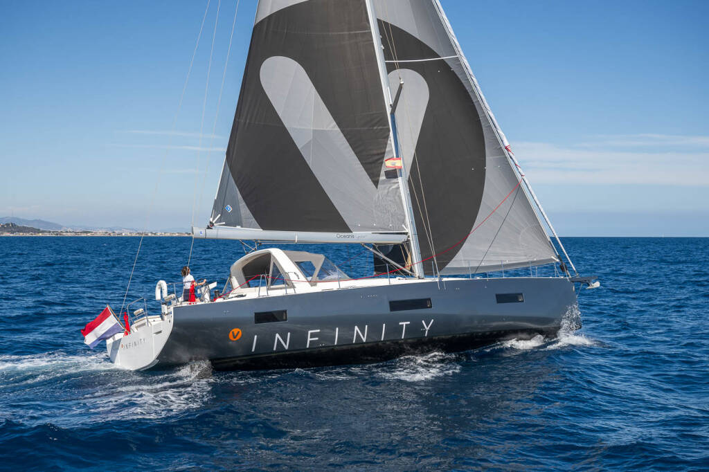 Oceanis 60 Infinity