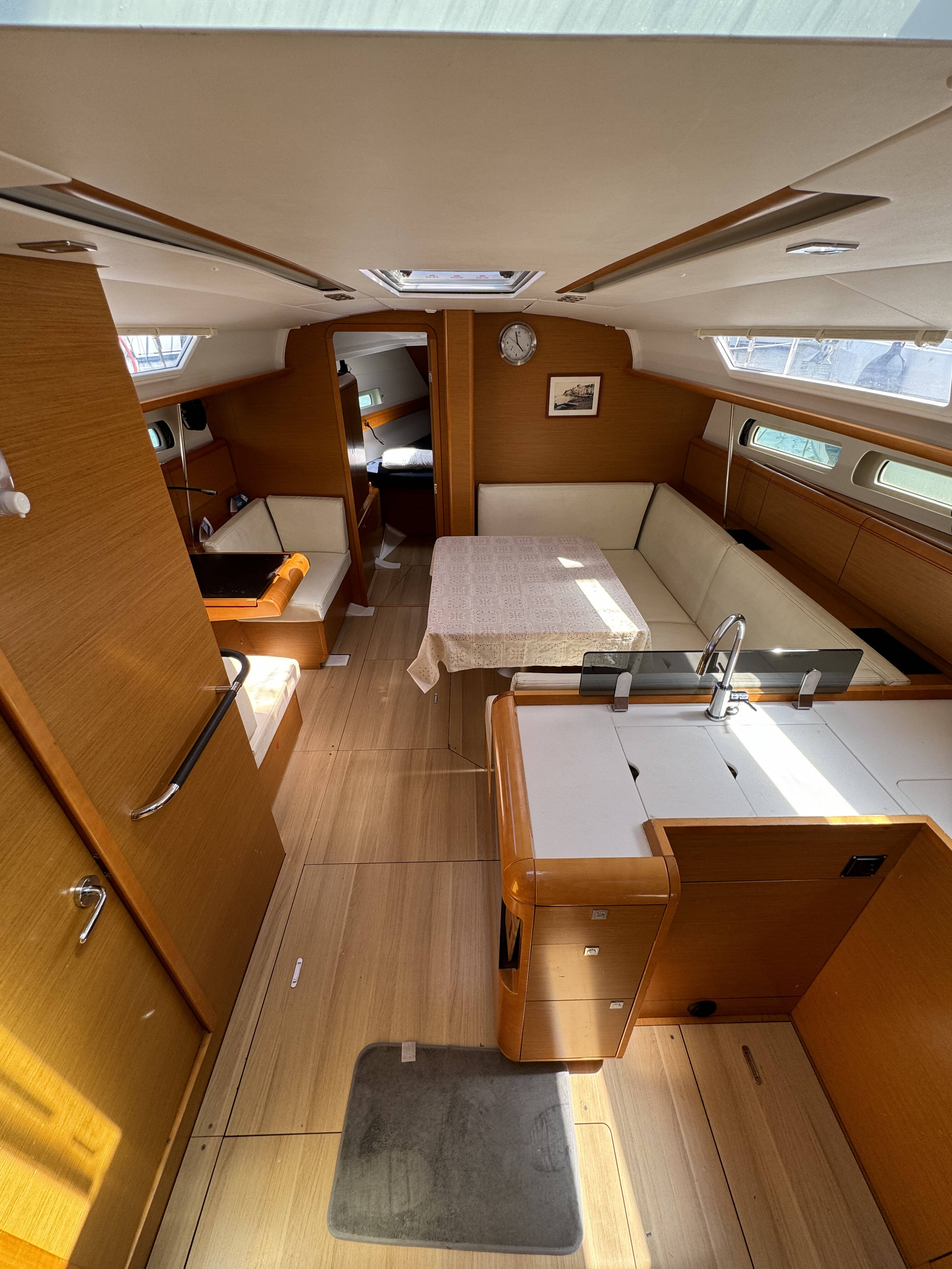 Sun Odyssey 409 Cecile