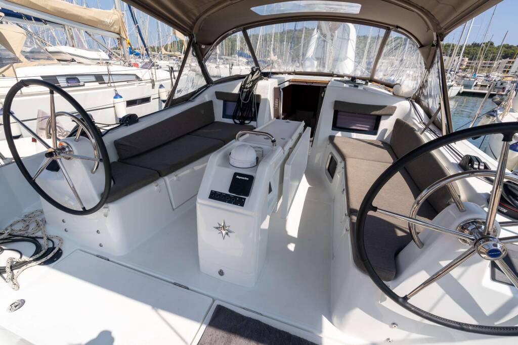 Sun Odyssey 410 MOUSTIQUE II 